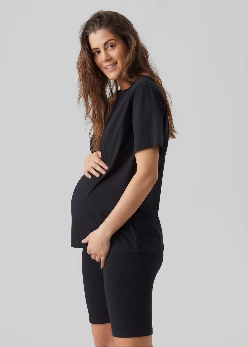 Mamalicious Maternity Salli Black T-Shirt & Shorts Set - Extra Large Image 1