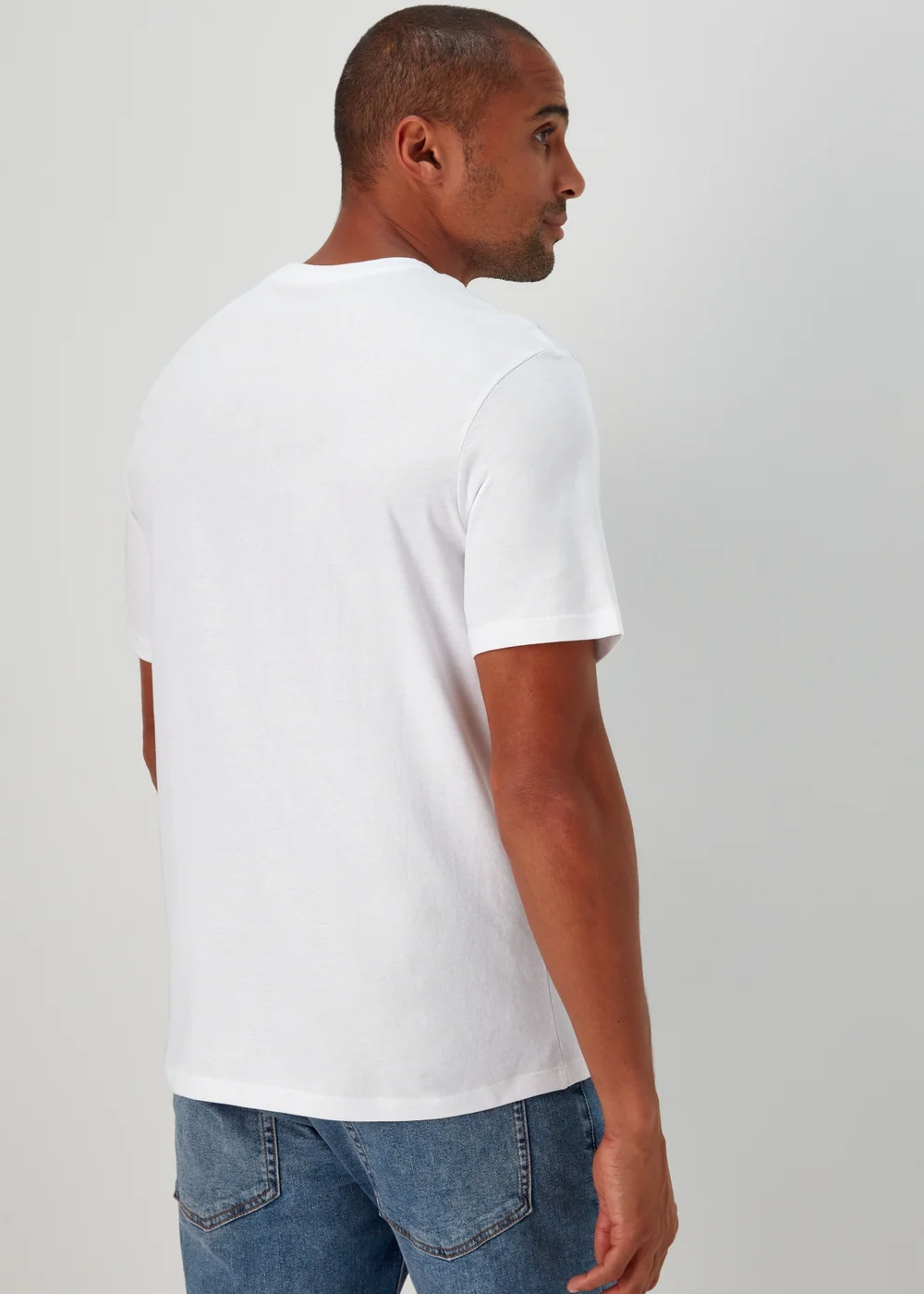 5 Pack Essential White T-Shirts - S Image 5