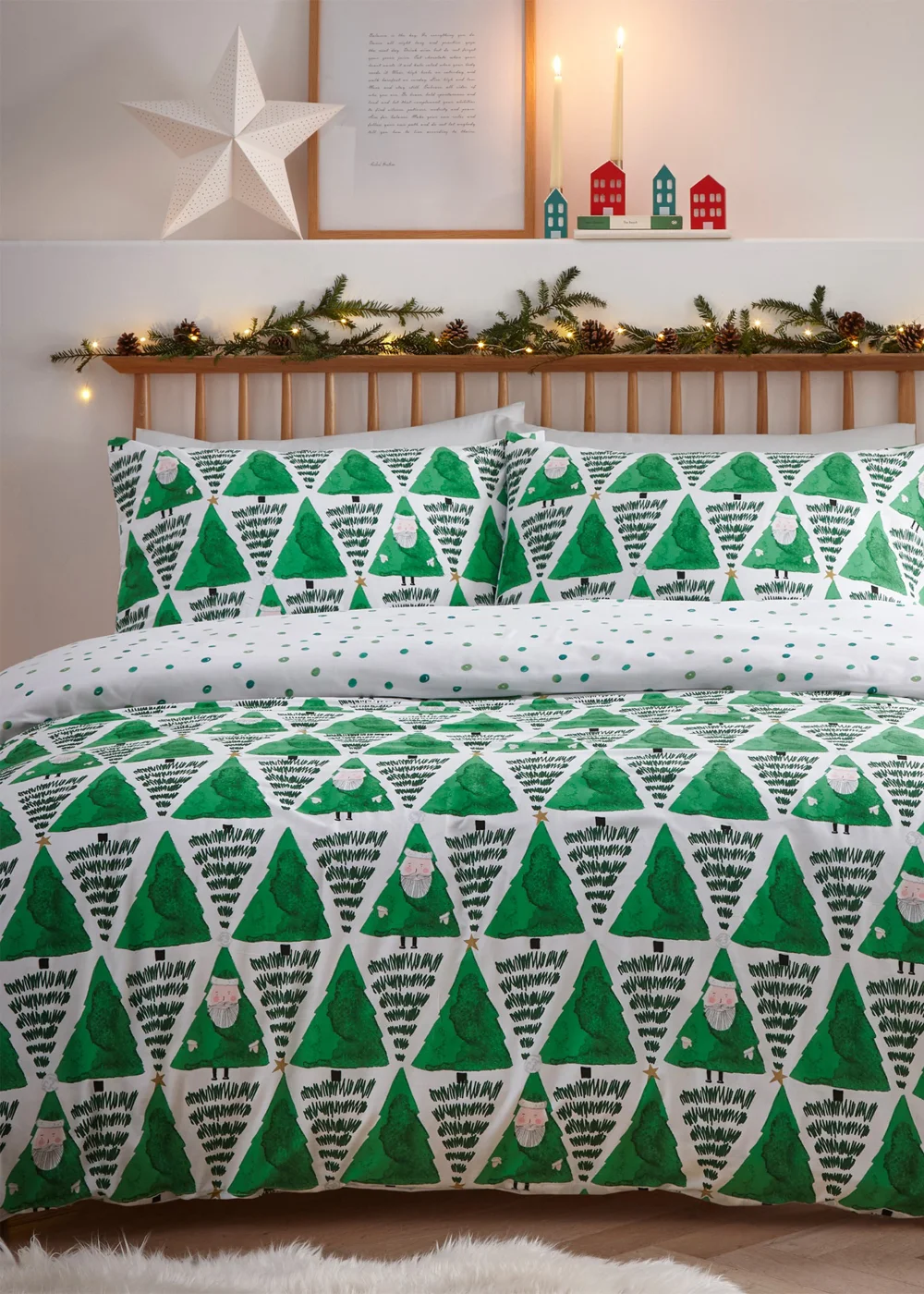 furn. Hide & Seek Santa Christmas Duvet Cover Set - Junior Image 2
