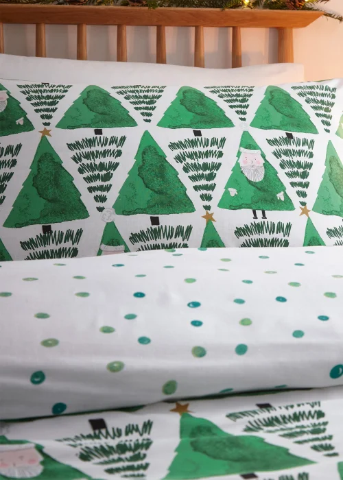 furn. Hide & Seek Santa Christmas Duvet Cover Set - Junior Image 3