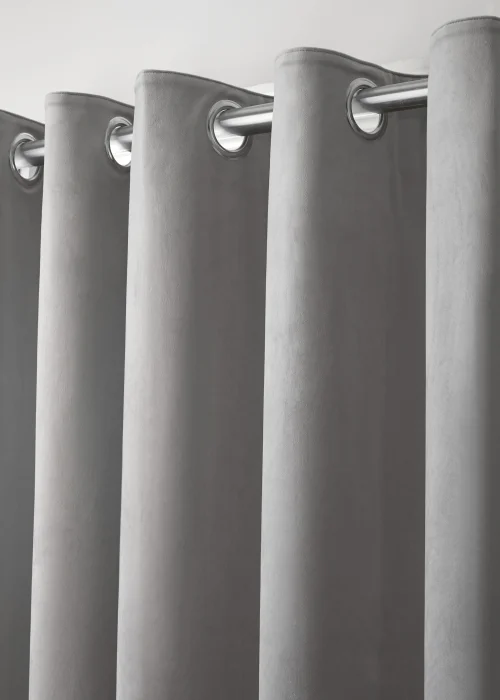 Laurence Llewelyn-Bowen Montrose Velvet Blackout Silver Eyelet Curtains - 46W X 54D (116x137cm) Image 2