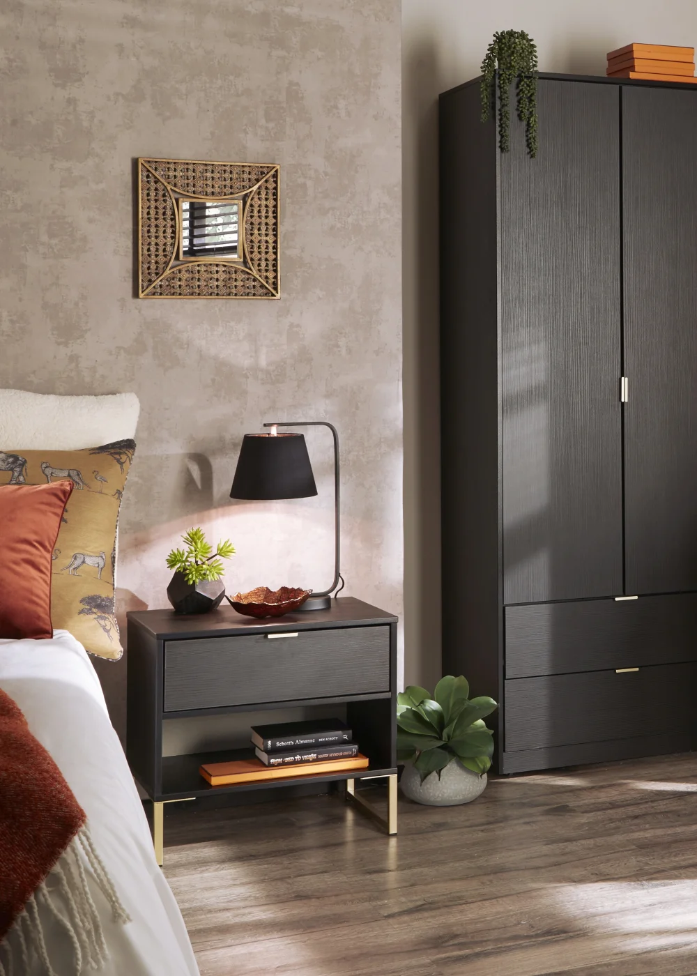 Swift Cordoba Single 1 Drawer Bedside Cabinet (58cm x 39.5cm x 57.5cm) - One Size Image 2