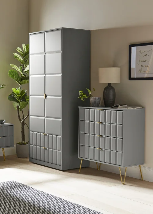 Ready Assembled Cube 3 Drawer Chest of Drawers - One Size Image 4