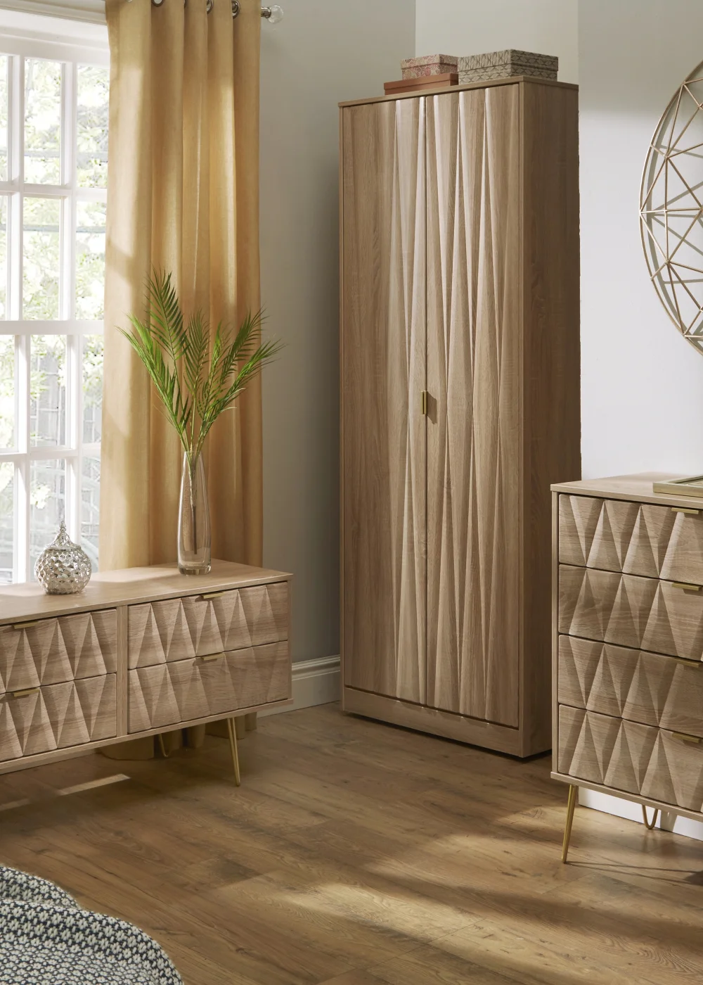 Swift Prism 3 Drawer Midi Chest (74cm x 39.5cm x 57.5cm) - One Size Image 5