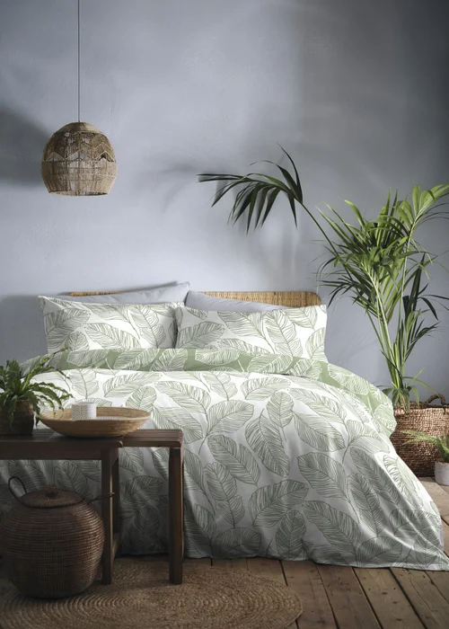 Fusion Matteo Reversible Green Duvet Cover Set - Single Image 4