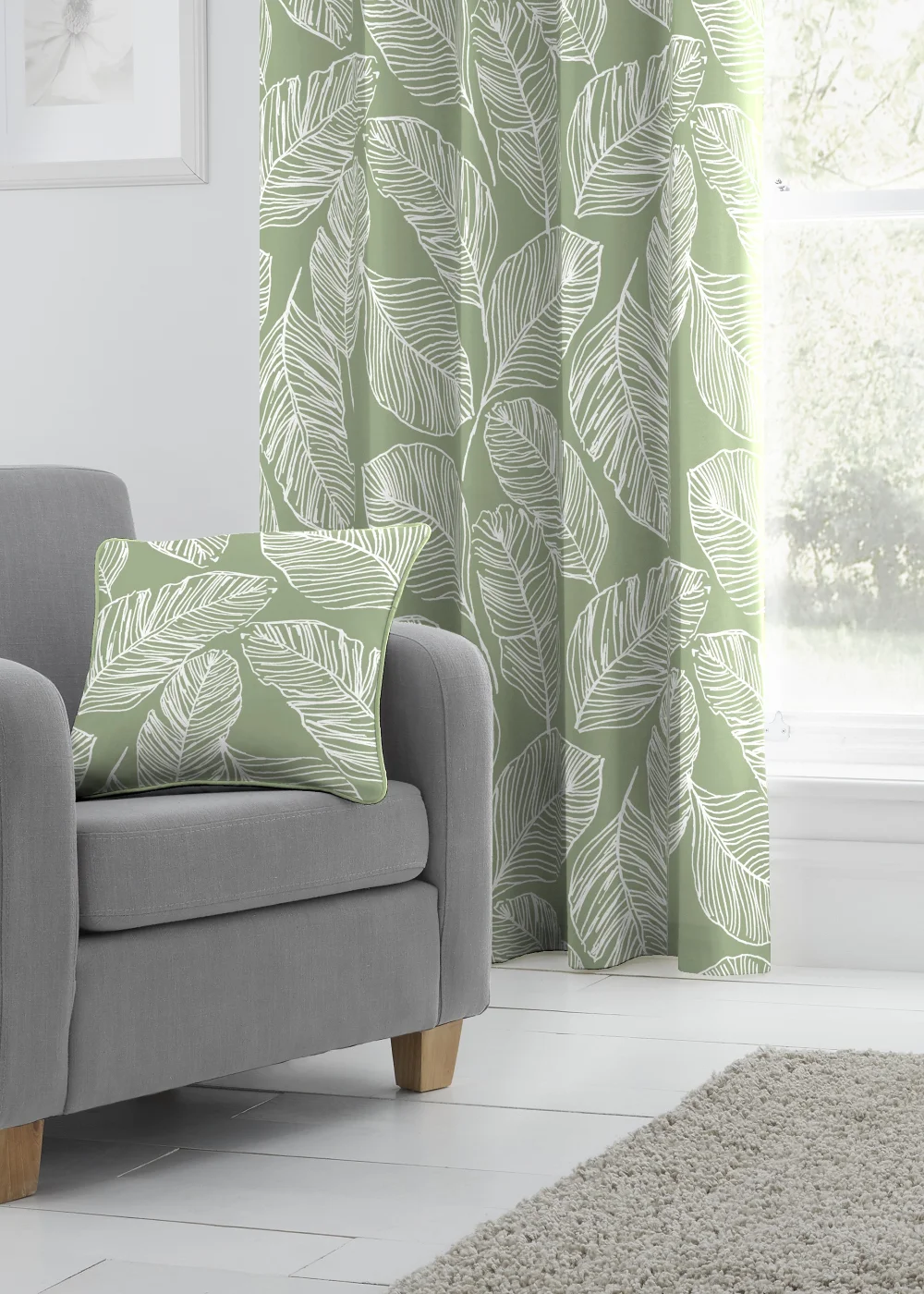Fusion Matteo Green Filled Cushion (43cm x 43cm) - One Size Image 2
