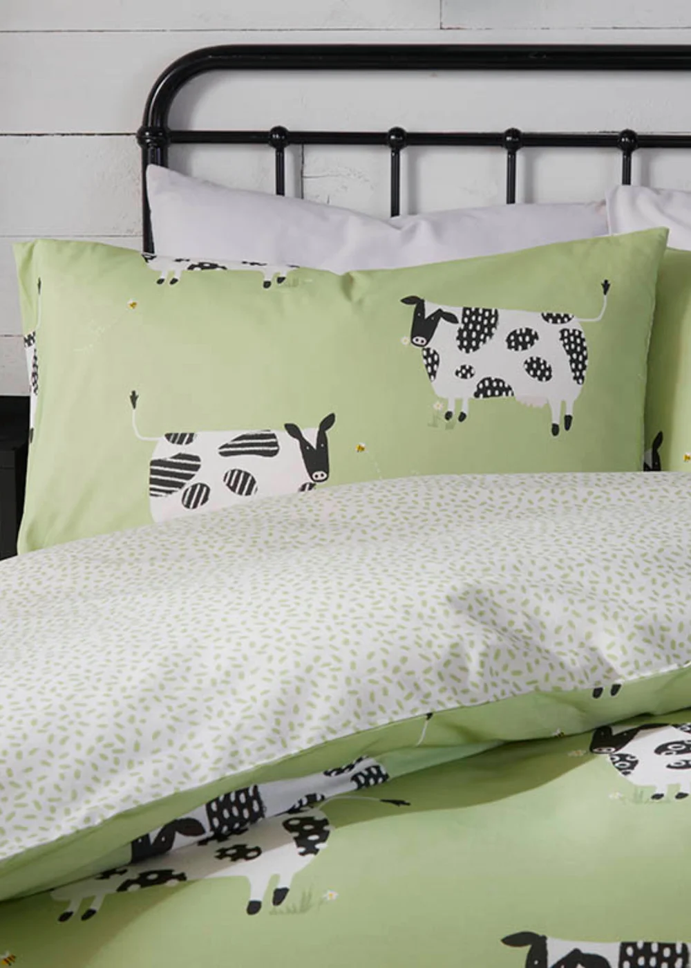Fusion Daisy Green Cow Reversible Duvet Cover - Single Image 3
