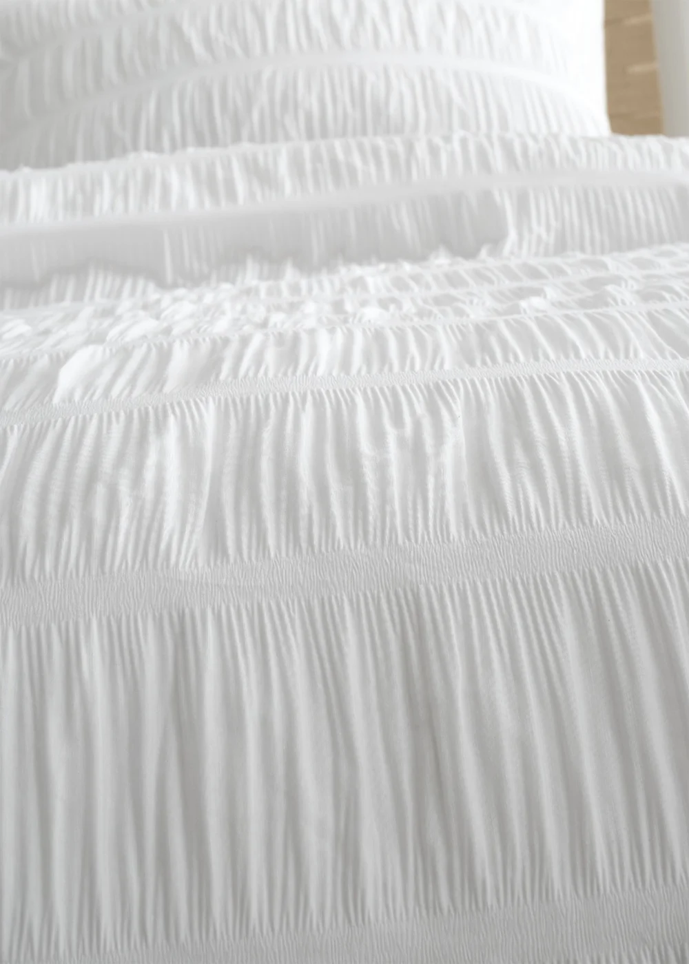 Catherine Lansfield Seersucker Duvet Cover Set White - Single Image 3