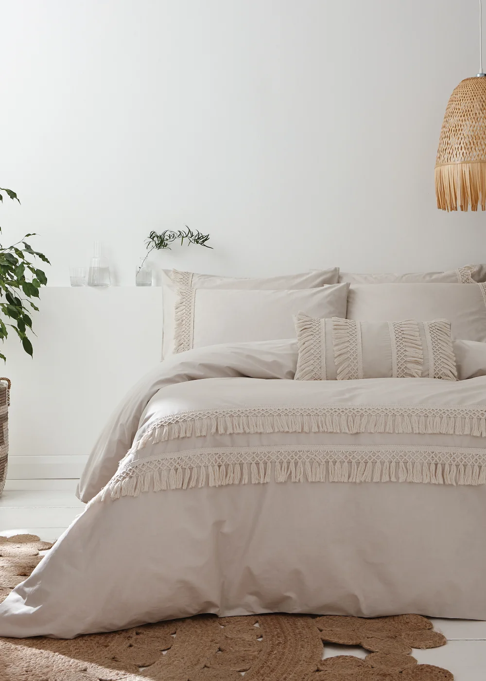 Pineapple Elephant Izmir Cotton Tassel Duvet Cover - Single Image 1