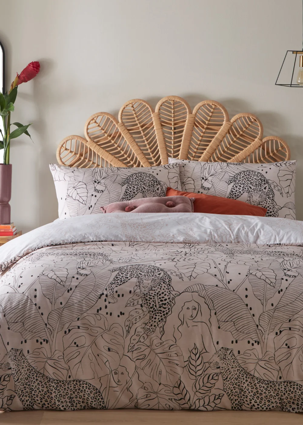 furn. Aurora Abstract Duvet Cover Set - Single Image 1