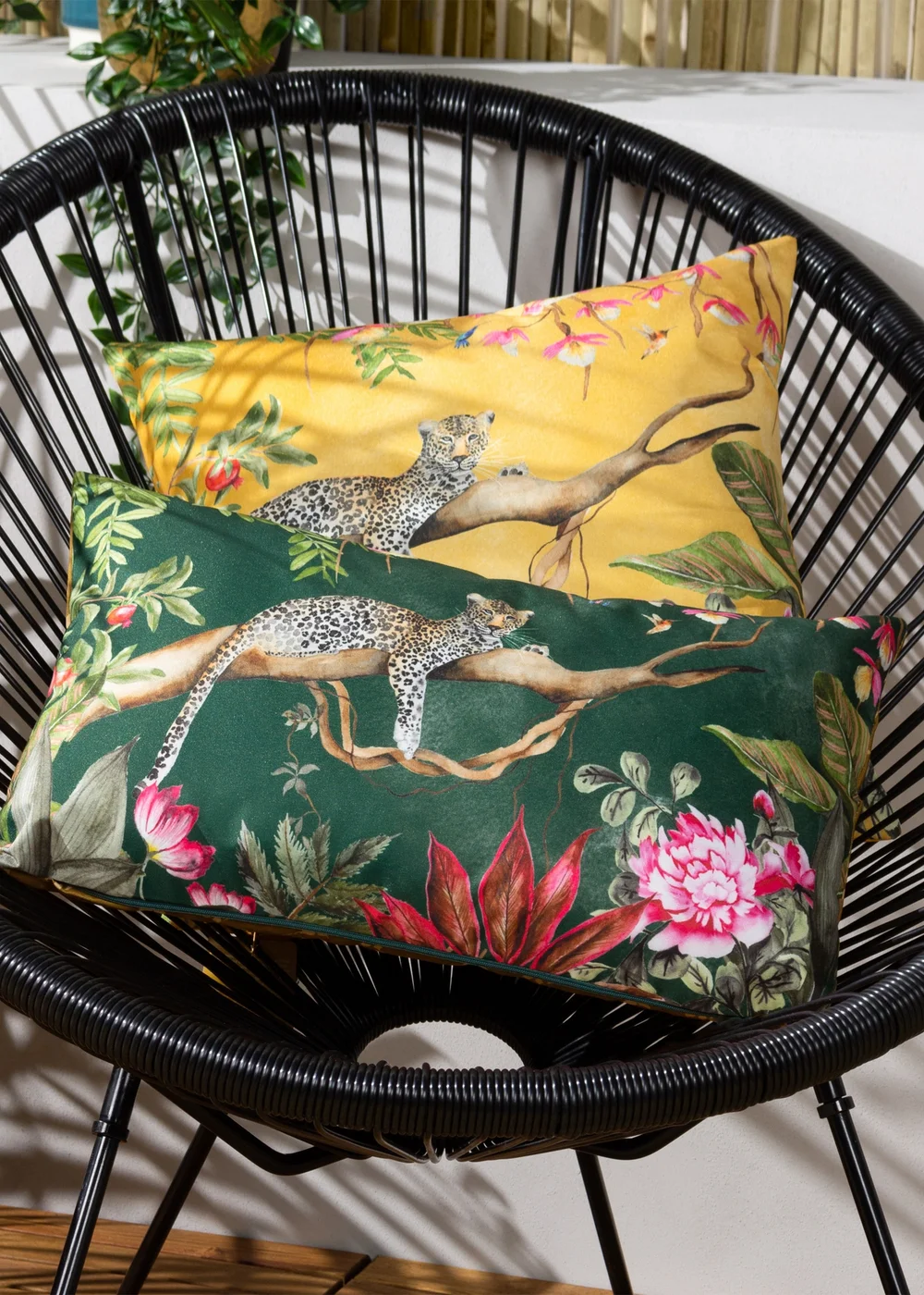 Evans Lichfield Leopard Outdoor Filled Cushion (43cm x 43cm x 8cm) - 43W X 43D Image 5
