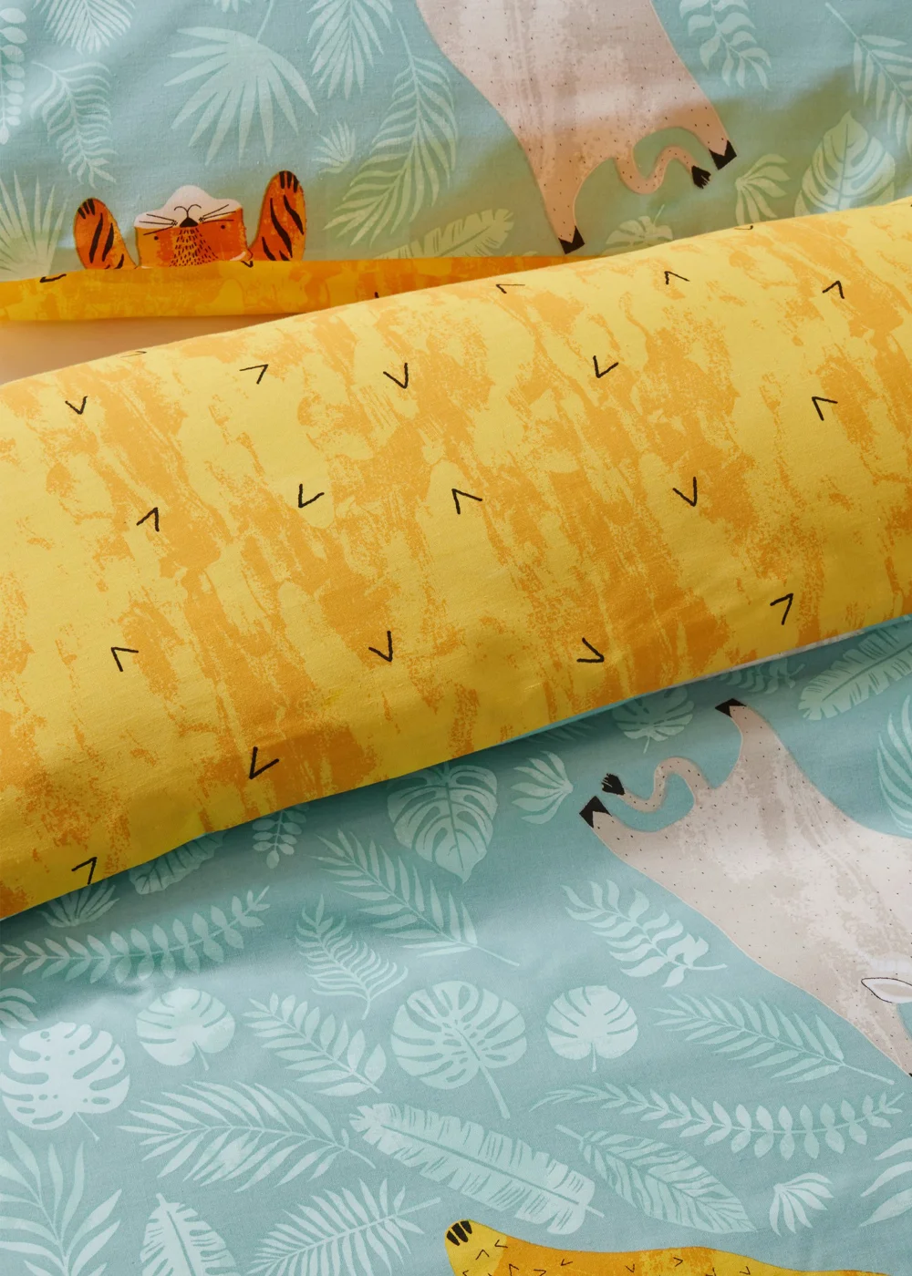 little furn. Wild Friends Duvet Cover - Junior Image 3