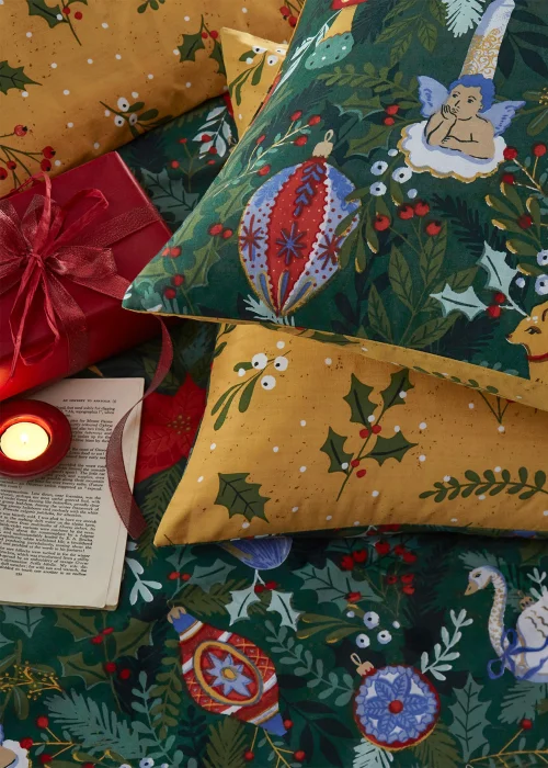 furn. Deck The Halls Christmas Duvet Cover Set - Single Image 4