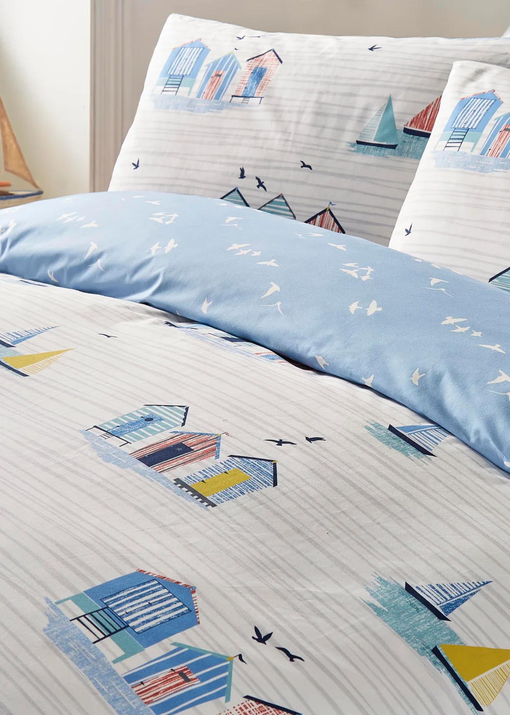 Fusion Beach Huts Blue Duvet Cover Set - Single Image 2