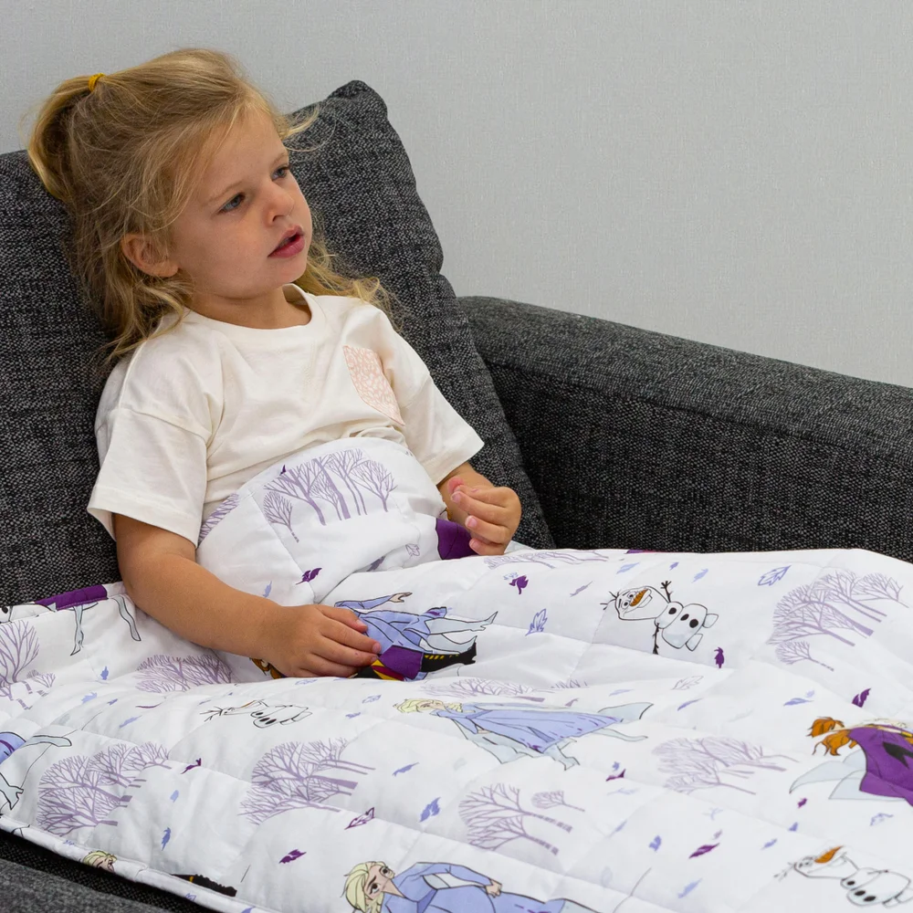 Frozen 2 Woods Weighted Blanket - 2kg Image 2