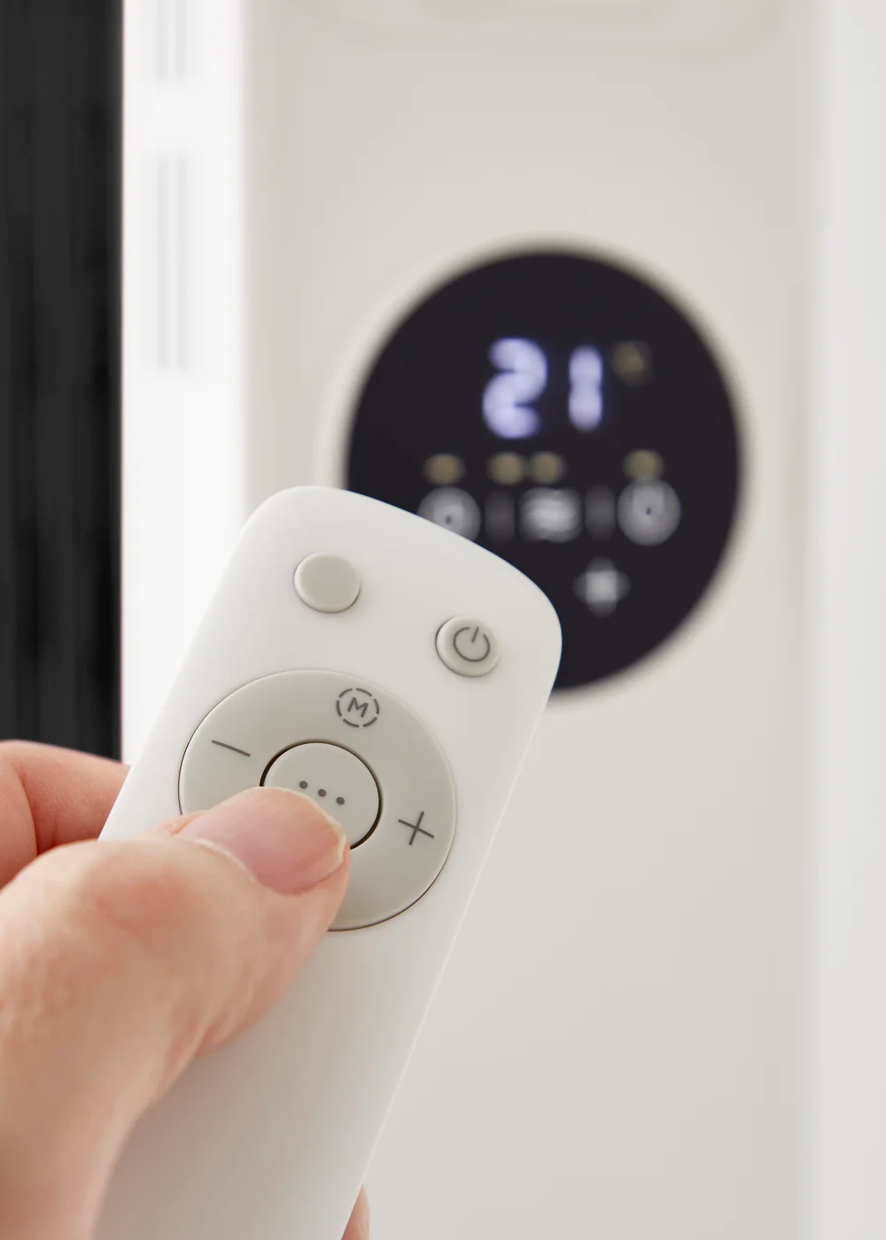 Black+Decker 1.5KW Digital Oil Filled Radiator - One Size Image 5