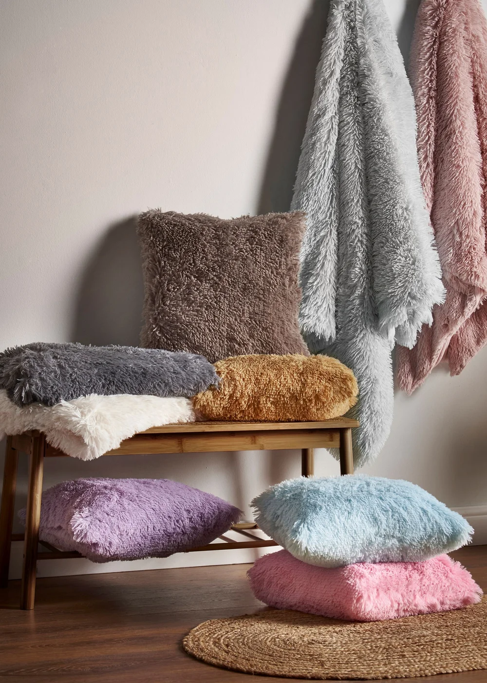 Catherine Lansfield Cuddly Deep Pile Blanket Throw - One Size Image 4