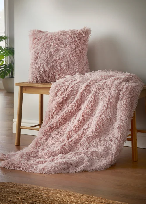 Catherine Lansfield Cuddly Deep Pile Blanket Throw - One Size Image 2