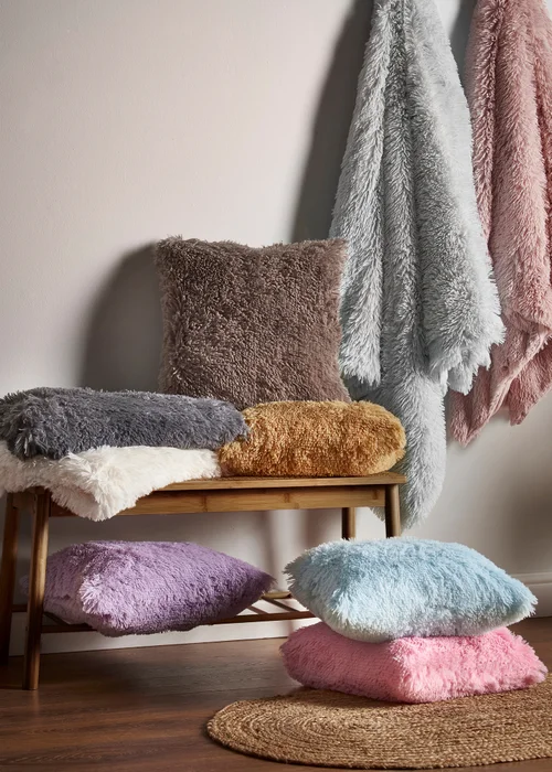 Catherine Lansfield Cuddly Deep Pile Blanket Throw - One Size Image 4
