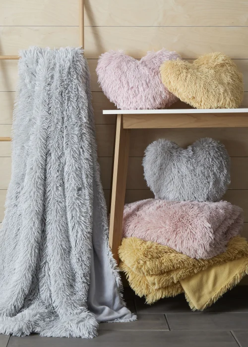 Catherine Lansfield Cuddly Deep Pile Faux Fur Heart Shaped Cushion Blush Pink - One Size Image 2