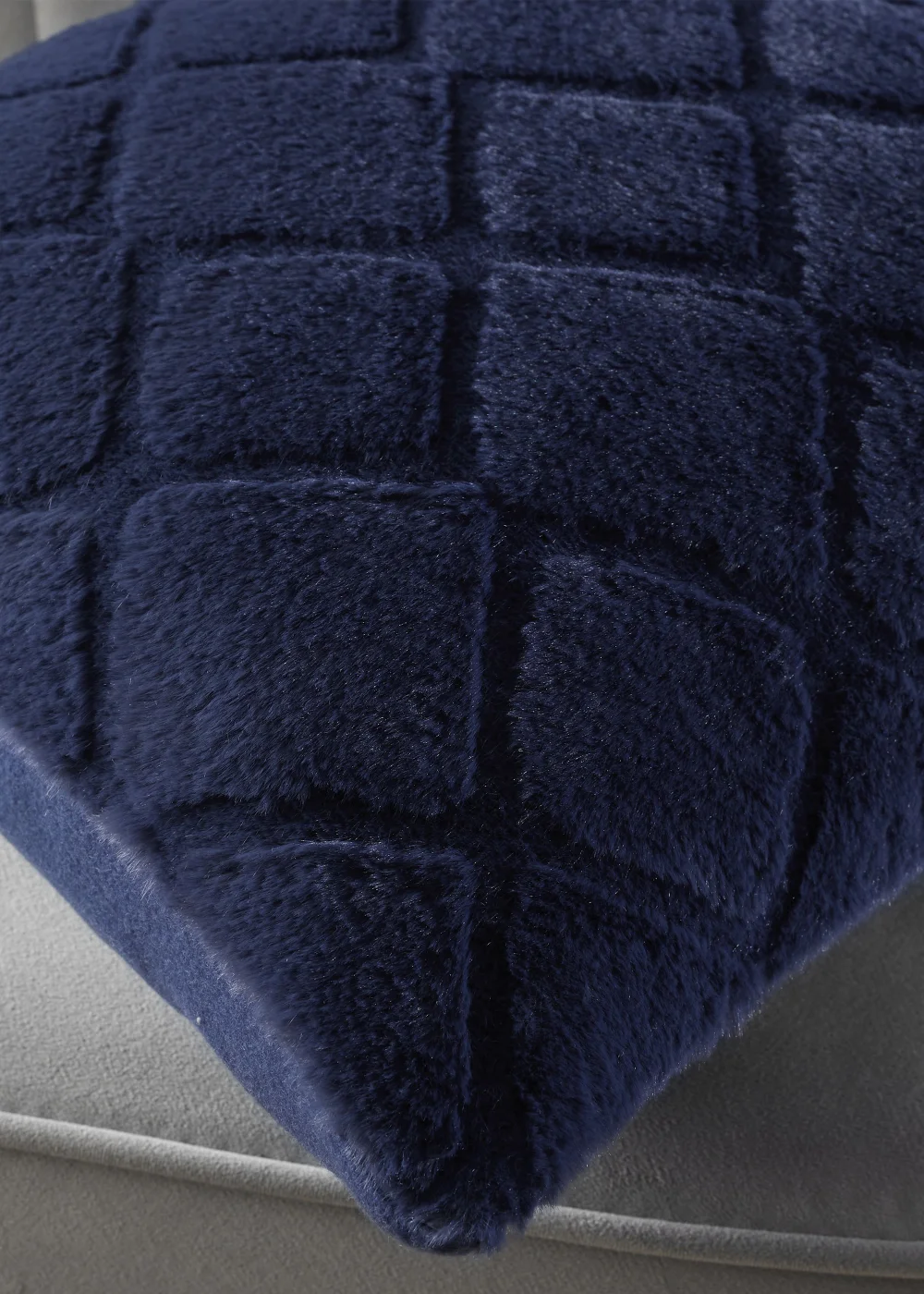 Catherine Lansfield Cosy Diamond Cushion (43x43cm) - 43W X 43D Image 3