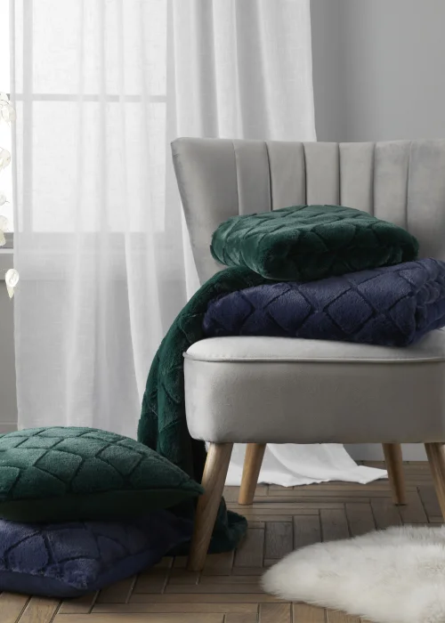 Catherine Lansfield Cosy Diamond Cushion (43x43cm) - 43W X 43D Image 2