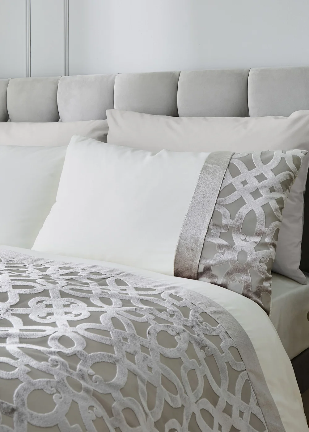 Catherine Lansfield Lattice Cut Velvet Duvet Cover Set Natural - Double Image 3