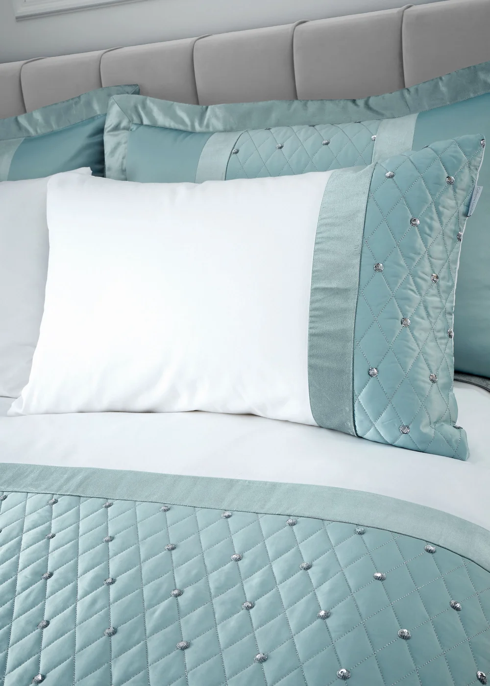 Catherine Lansfield Sequin Cluster Duvet Cover - Double Image 3