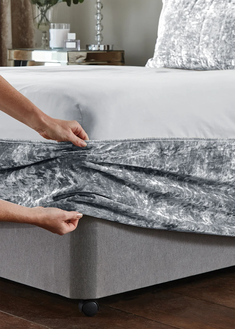 Catherine Lansfield Crushed Velvet Divan Base Wrap - Double Image 3