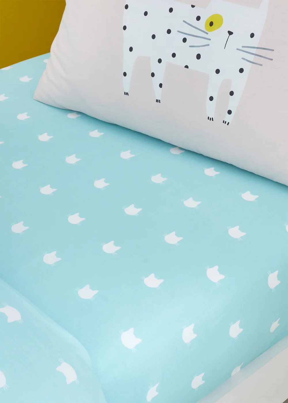 Catherine Lansfield Cute Cats Fitted Bed Sheet - Junior Image 1