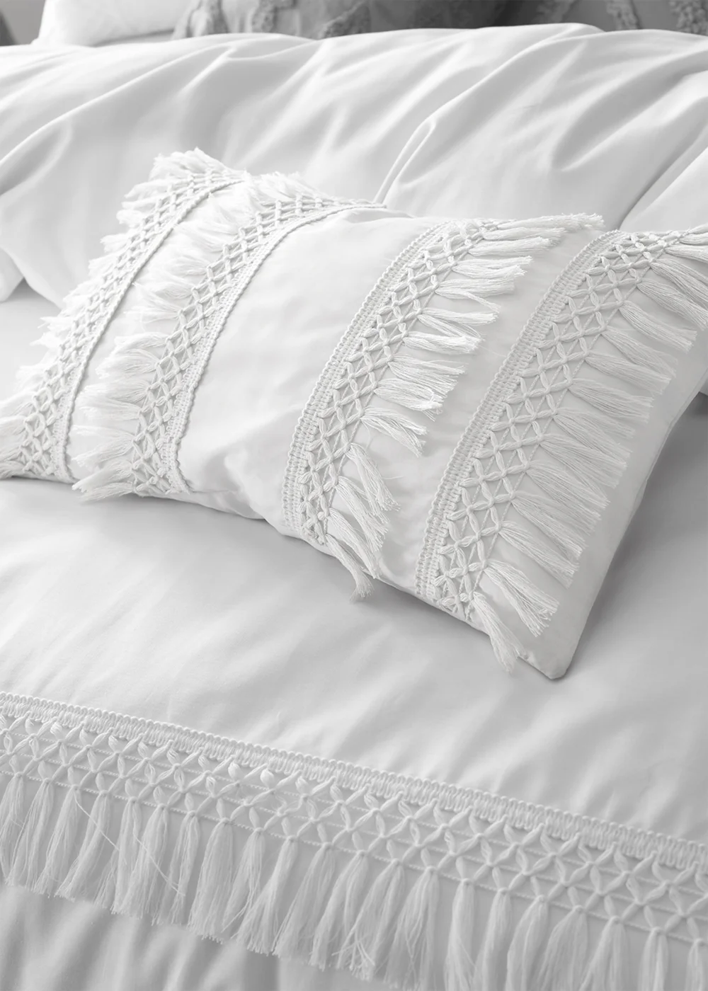 Pineapple Elephant Izmir Cotton Tassel Cushion (30x50cm) - One Size Image 1