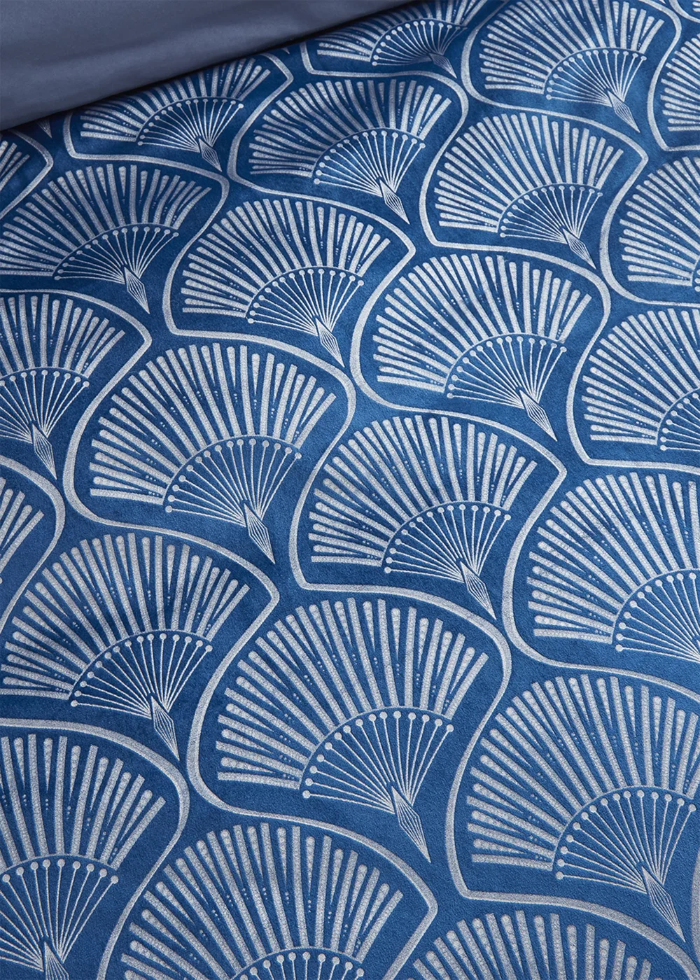 Catherine Lansfield Art Deco Pearl Duvet Cover Set Navy Blue - Double Image 4