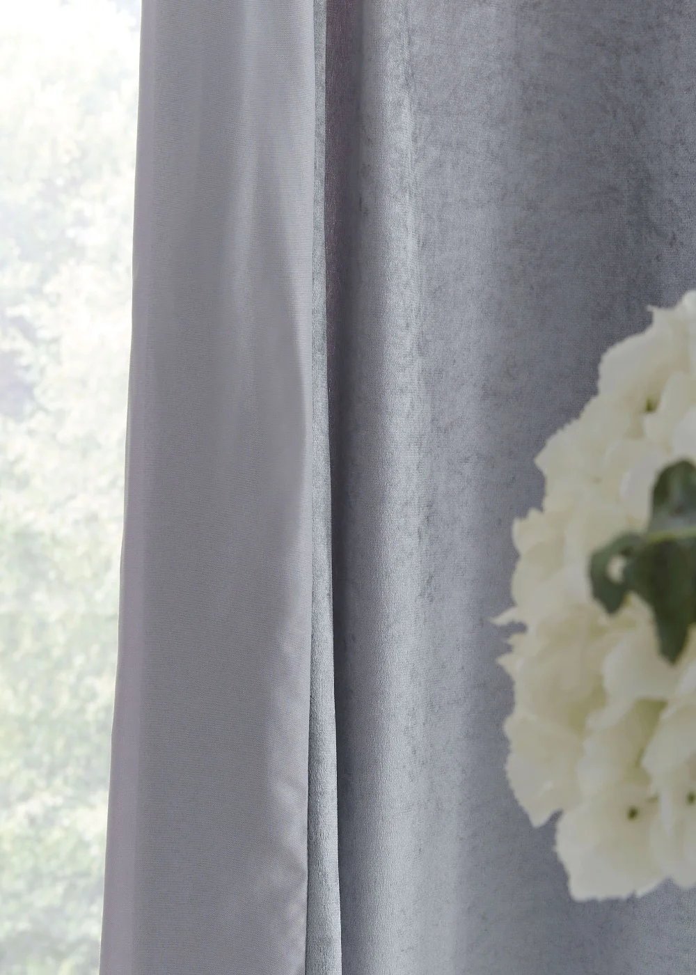 Catherine Lansfield Crushed Velvet Glamour Sequin Lined Eyelet Curtains Grey - 46W X 54D (116x137cm) Image 4