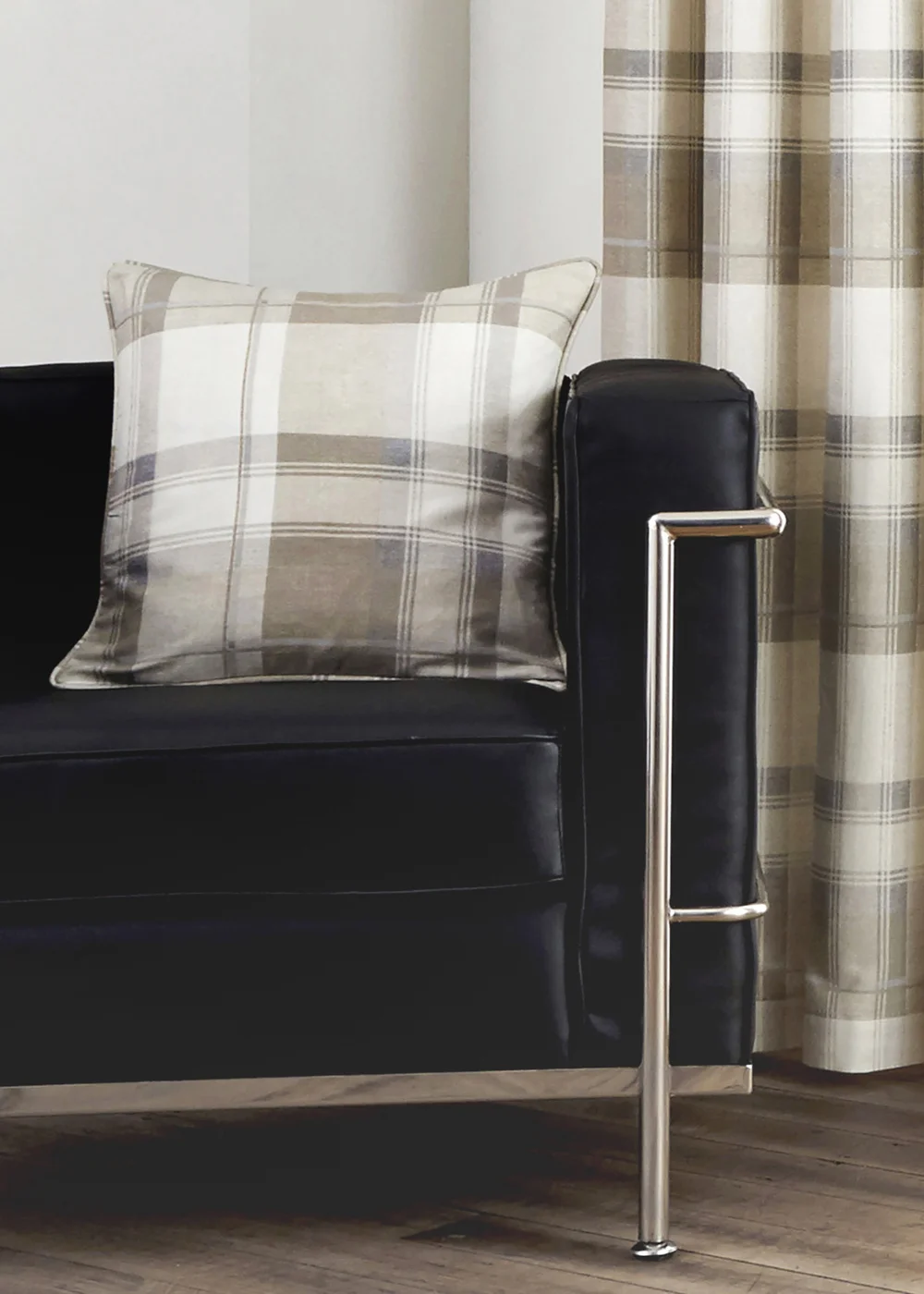 Fusion Balmoral Check Natural Filled Cushion (43cm x 43cm) - One Size Image 2