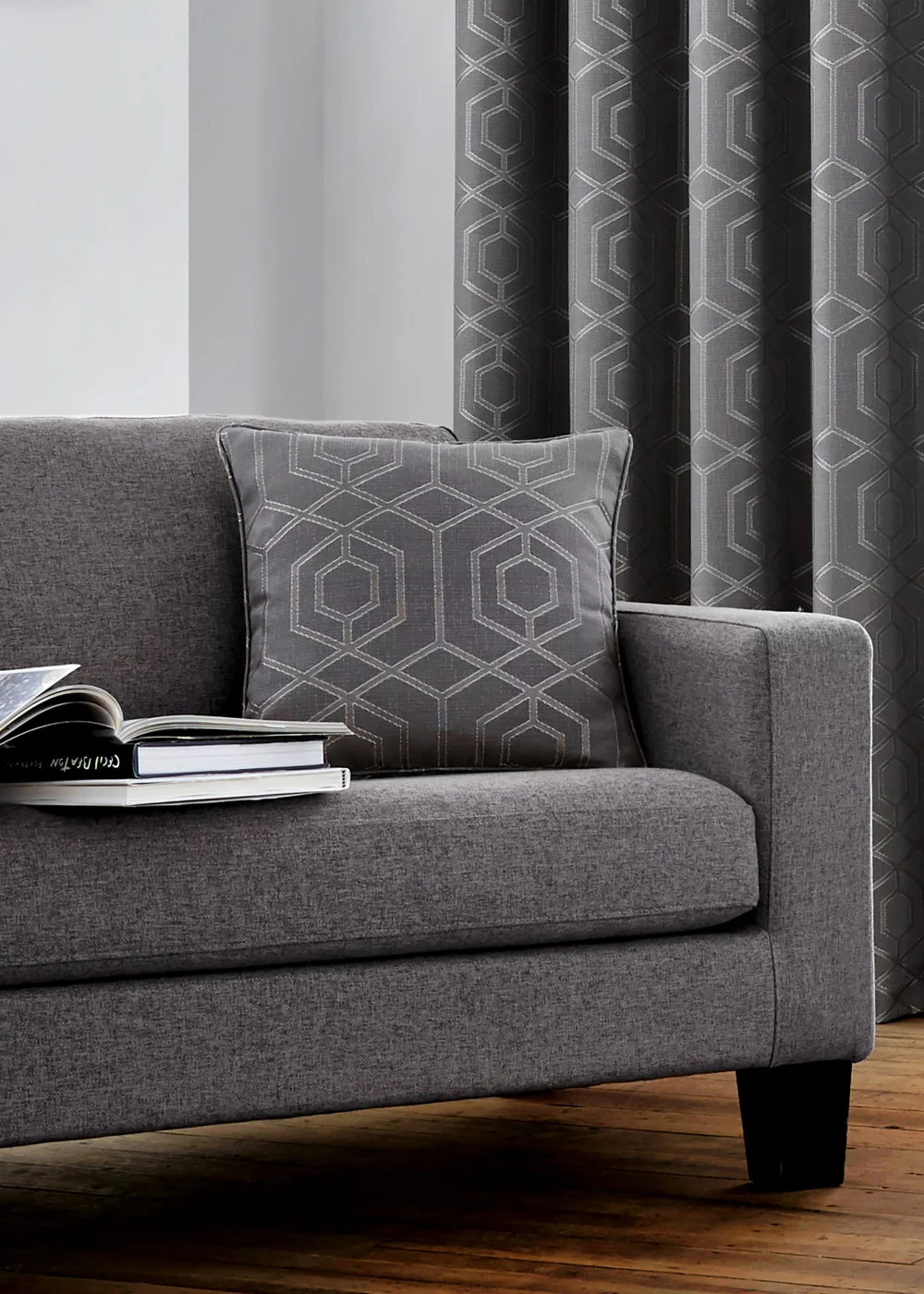 Curtina Camberwell Cushion (43cm x 43cm) - One Size Image 3