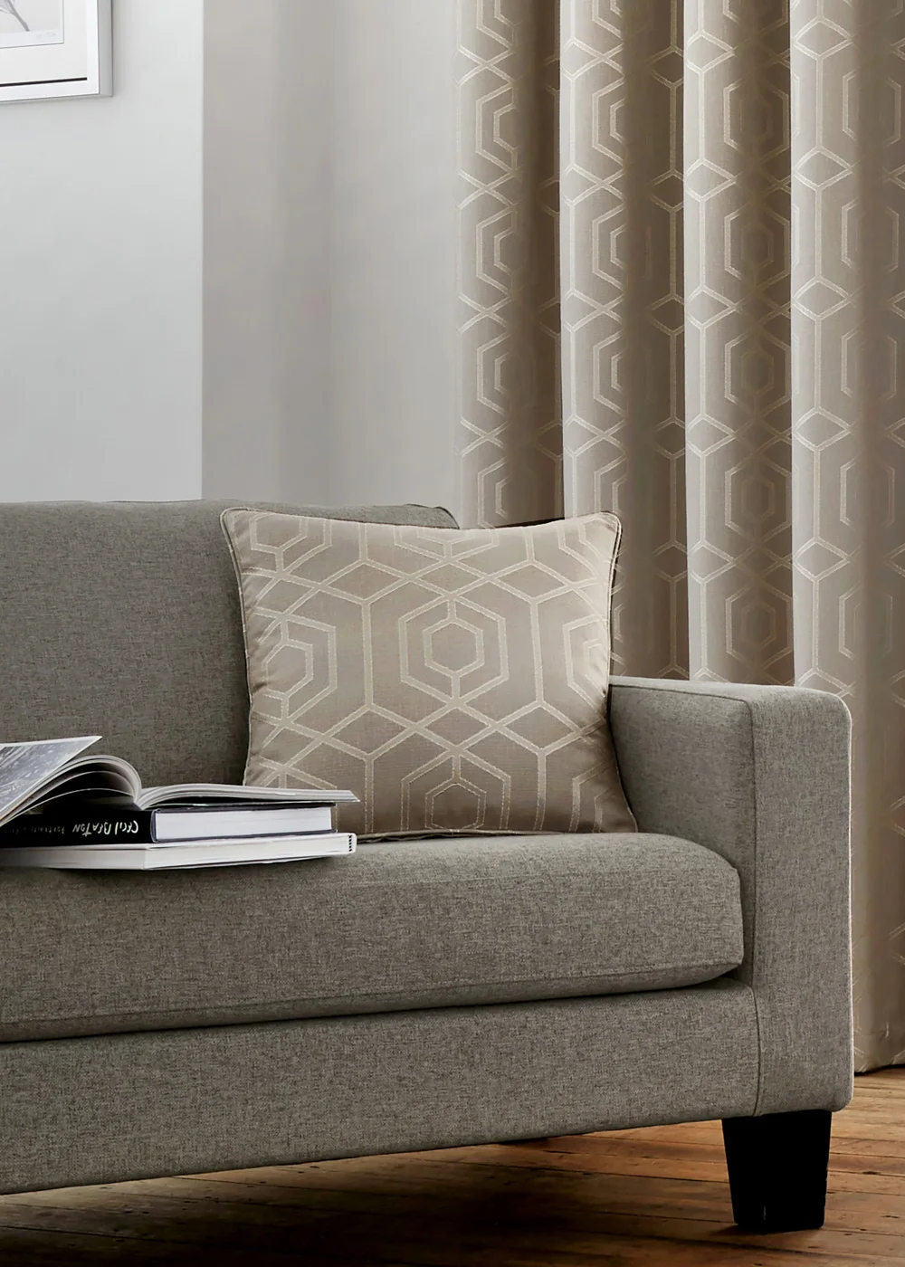 Curtina Camberwell Cushion (43cm x 43cm) - One Size Image 3