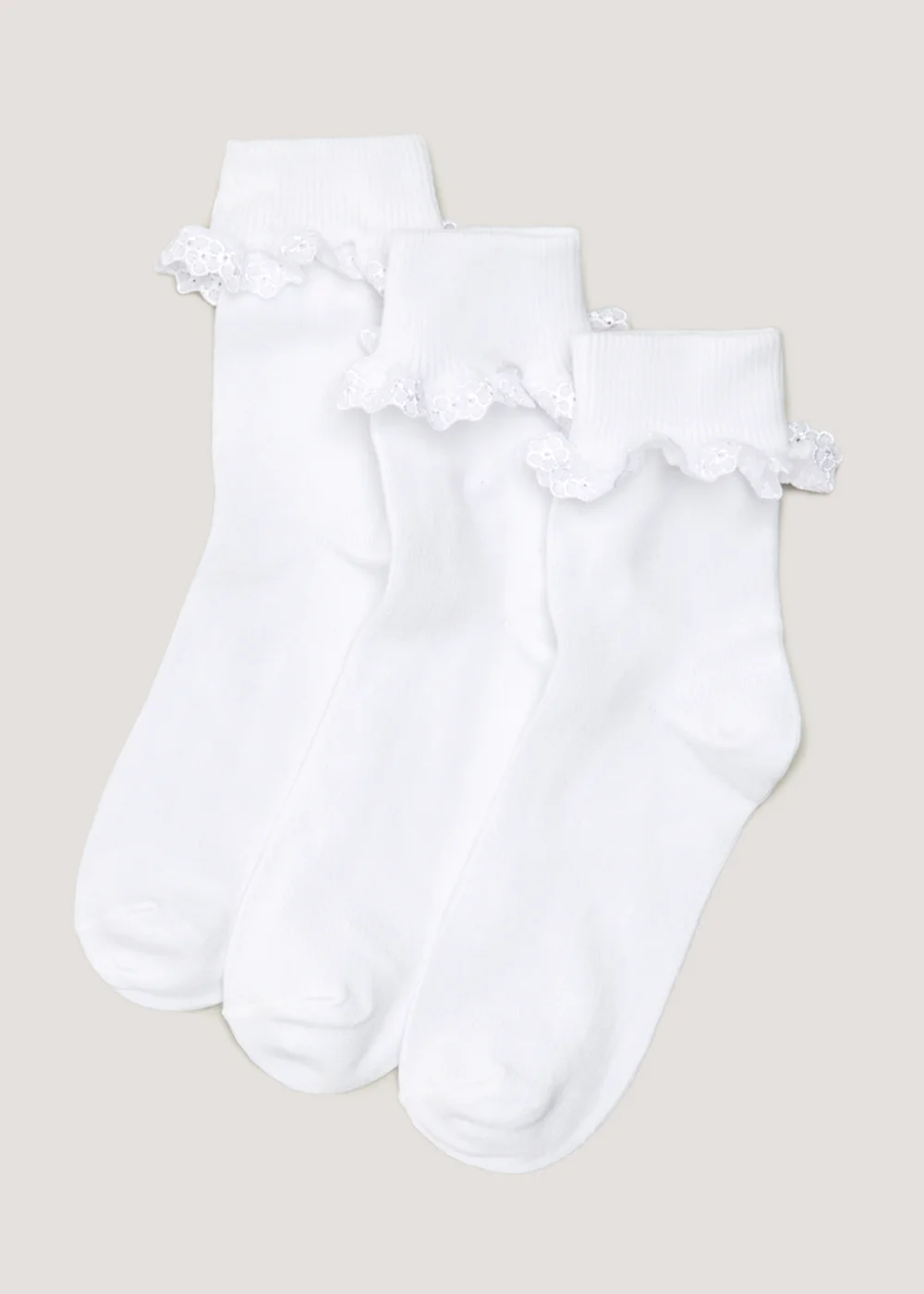 Kids 3 Pack White Lace Socks (Younger 6-Older 3.5) - Sizes 6 - 8.5 Image 1