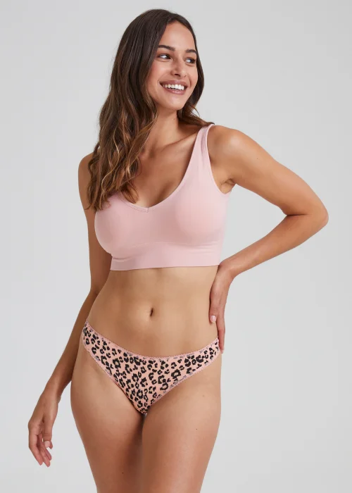 4 Pack Plain & Animal Print Thongs - Size 6 Image 1