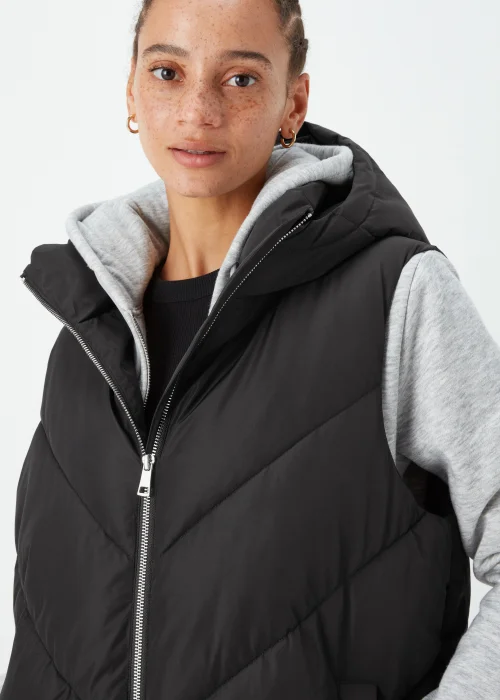 Black Mid Length Padded Shower Resistant Gilet - 8 Image 3