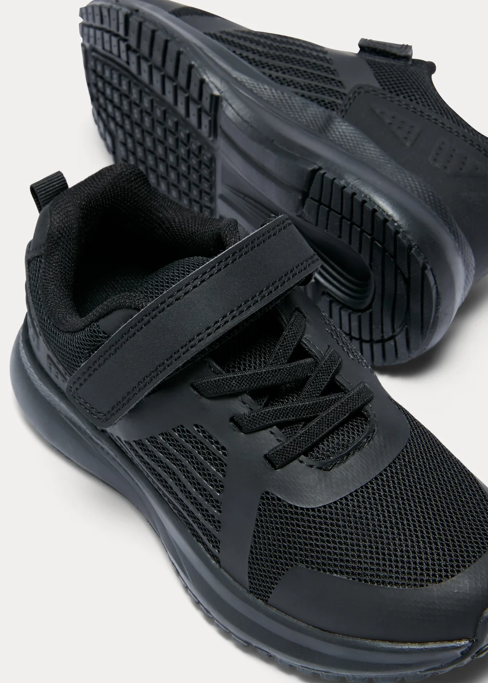 Kids Black Trainers (Younger 10-Older 6) - Size 1 Image 2