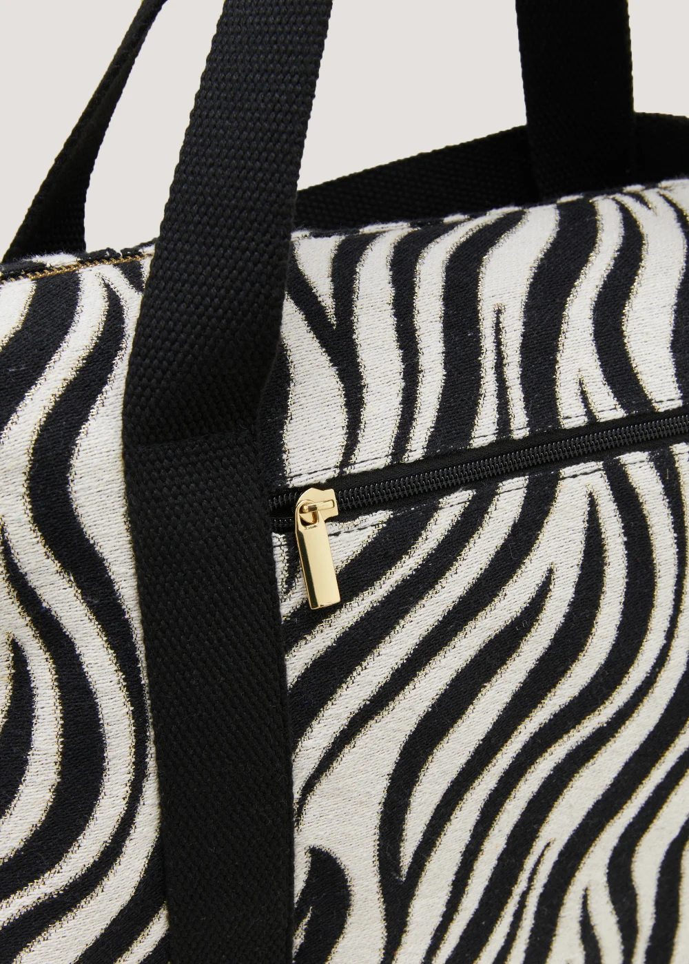 Black Zebra Print Weekend Bag - One Size Image 2