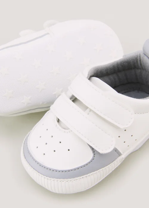 White Double Strap Soft Sole Baby Trainers (Newborn-18mths) - Age 0 - 3 Months Image 2