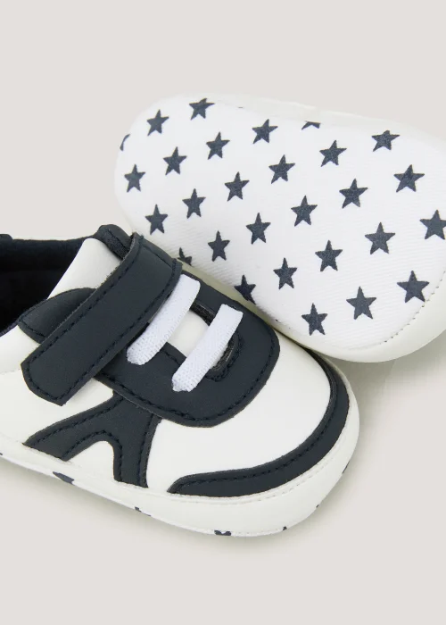 White Retro Soft Sole Baby Trainers (Newborn-18mths) - Age 0 - 3 Months Image 2