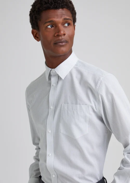 Taylor & Wright 3 Pack Easy Care Regular Fit Shirts - 15.5 Collar Image 3