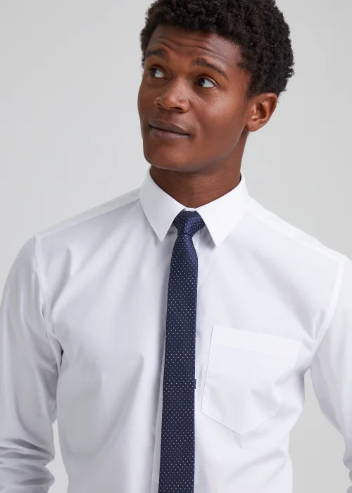 Taylor & Wright White Regular Fit Shirt & Tie Set - 15.5 Collar Image 3