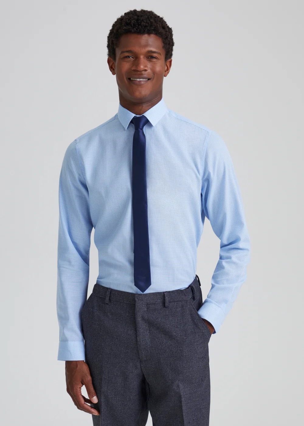 Taylor & Wright Blue Puppytooth Slim Fit Shirt & Tie - 15.5 Collar Image 1