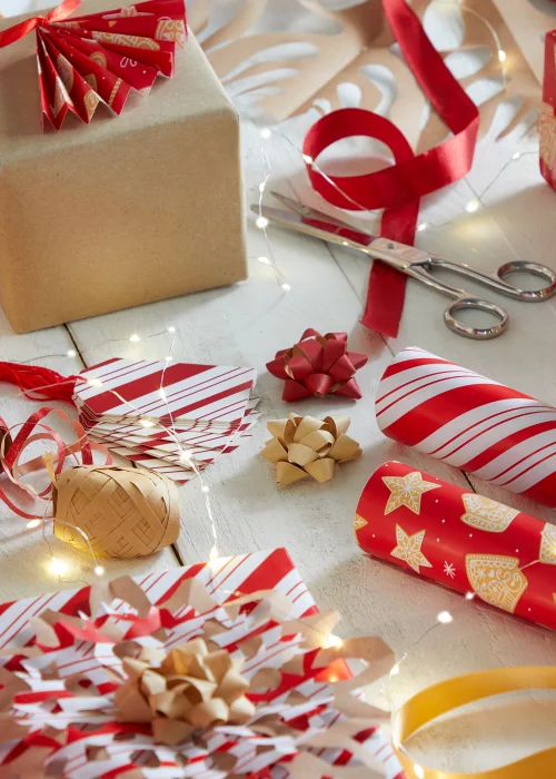 Christmas Candy Cane Wrapping Paper Compendium Image 3