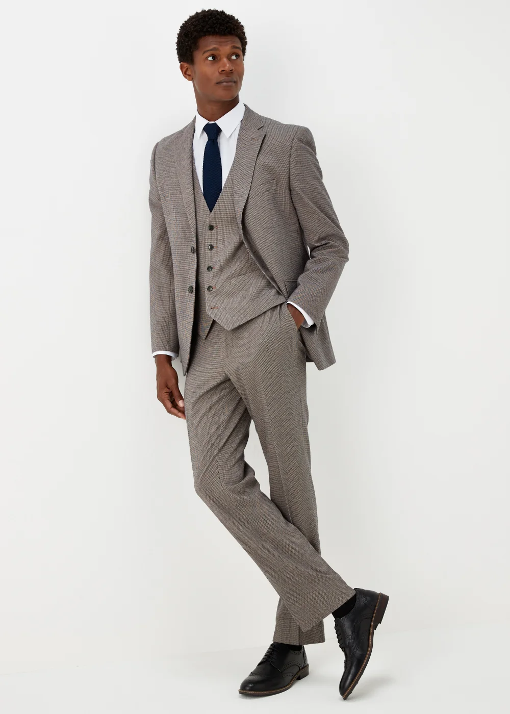 Taylor & Wright Severn Brown Suit Waistcoat - Small Image 4