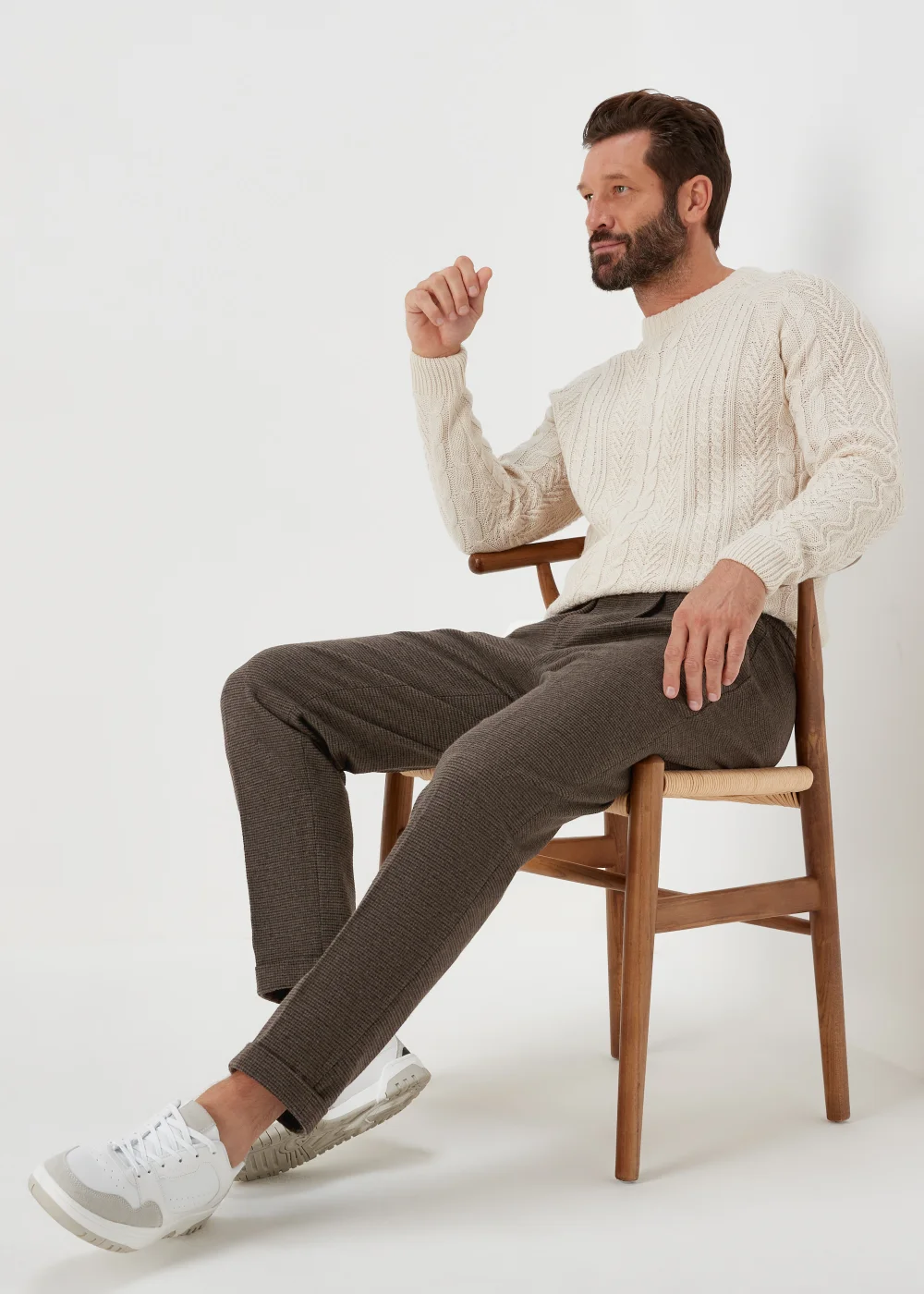 Taylor & Wright Brown Puppytooth Tapered Fit Trousers - 30 Waist 29 Leg Image 4