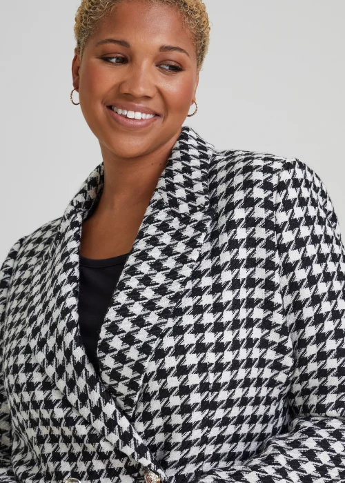Papaya Curve Black & White Print Blazer - 18 Image 3